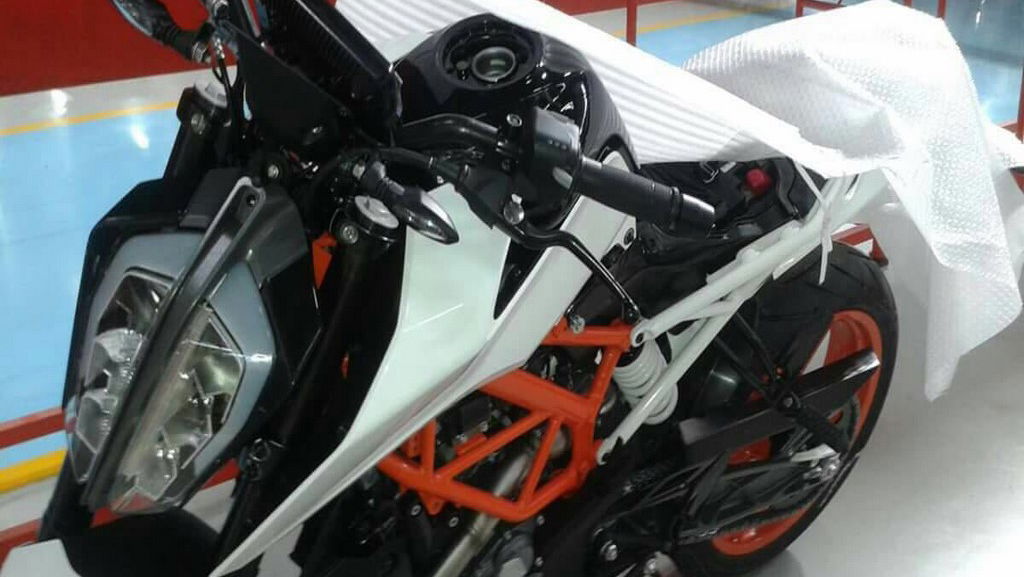 2017 KTM 290 Duke spotted